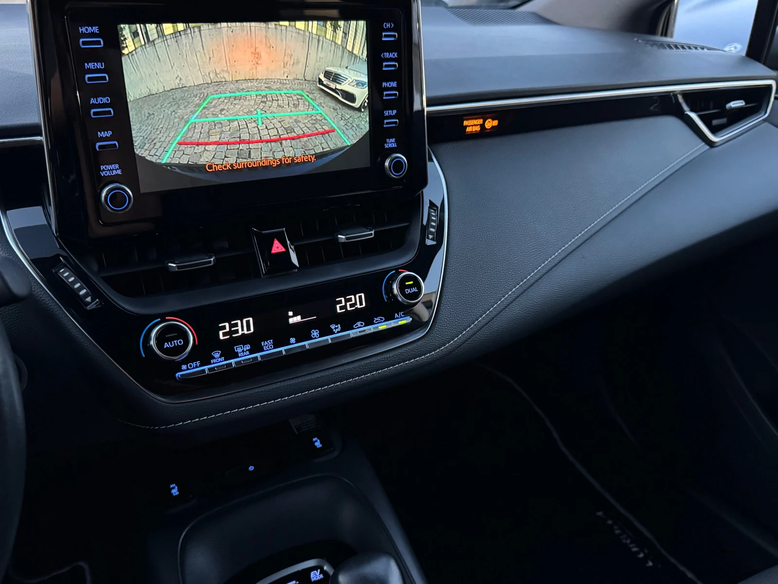 Toyota Corolla 2.0  184..  | Mobile.bg   11