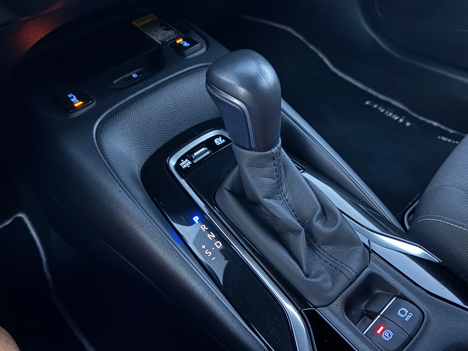 Toyota Corolla 2.0  184..  | Mobile.bg   12