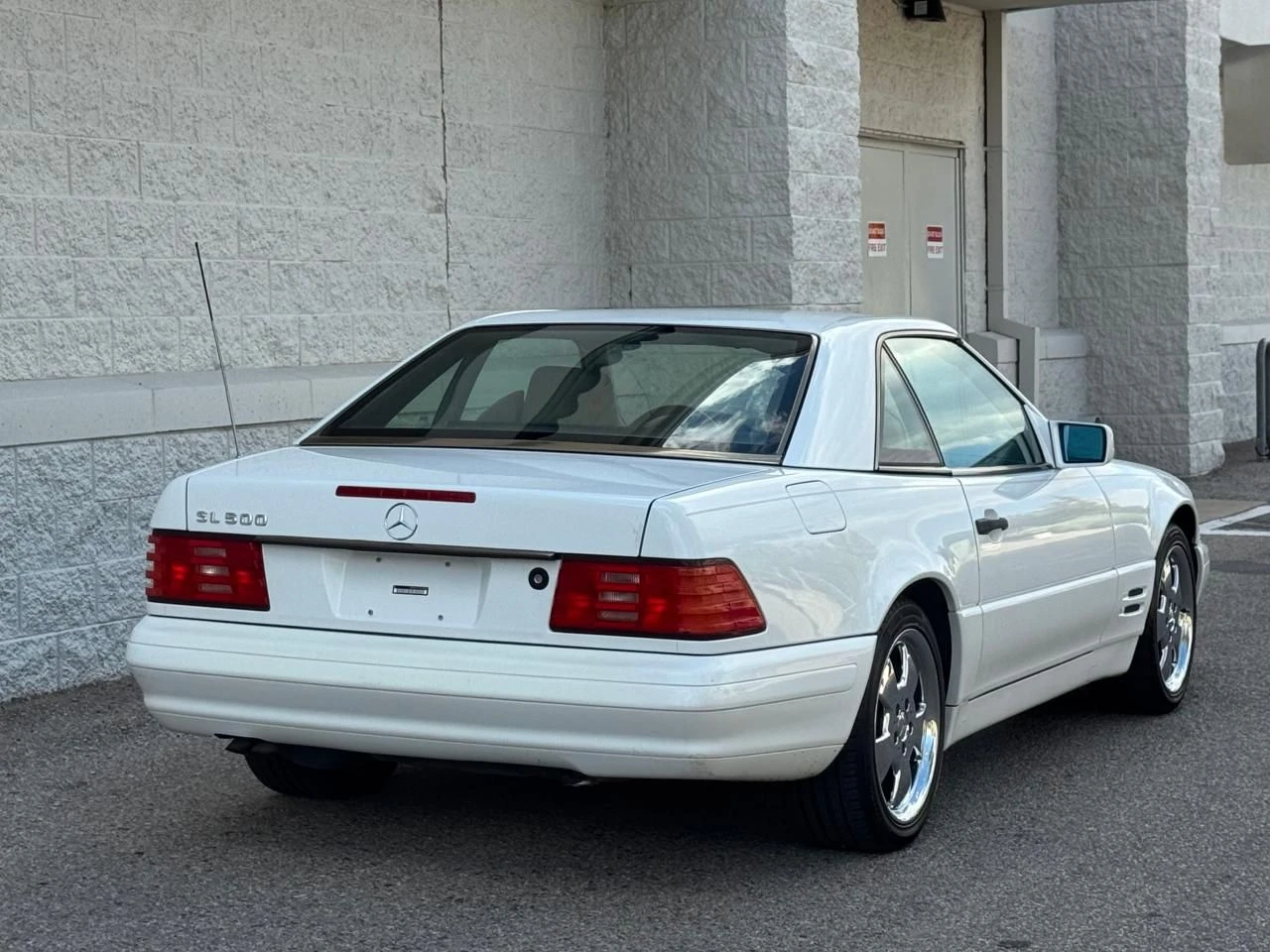 Mercedes-Benz SL  - изображение 4