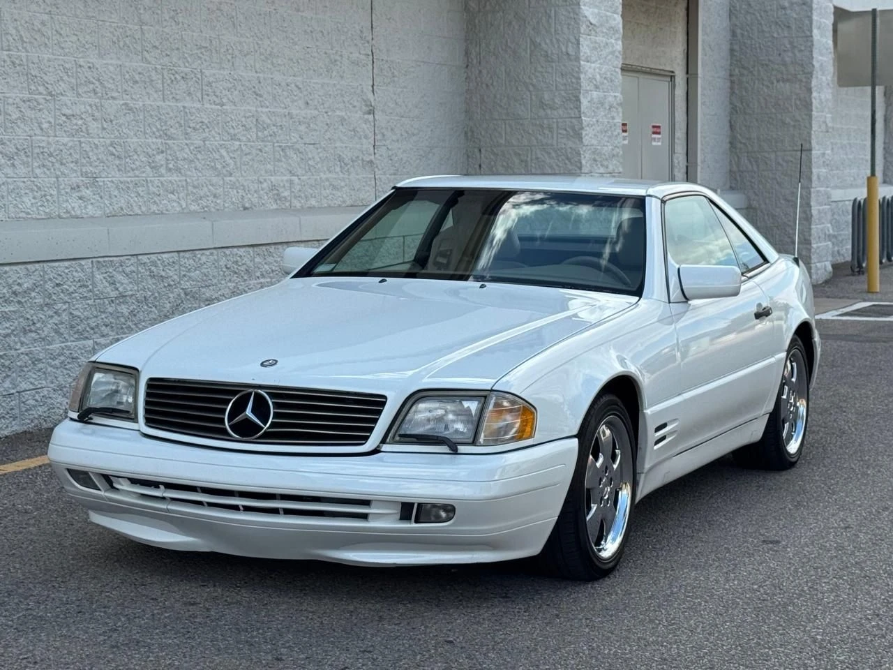 Mercedes-Benz SL  - изображение 2