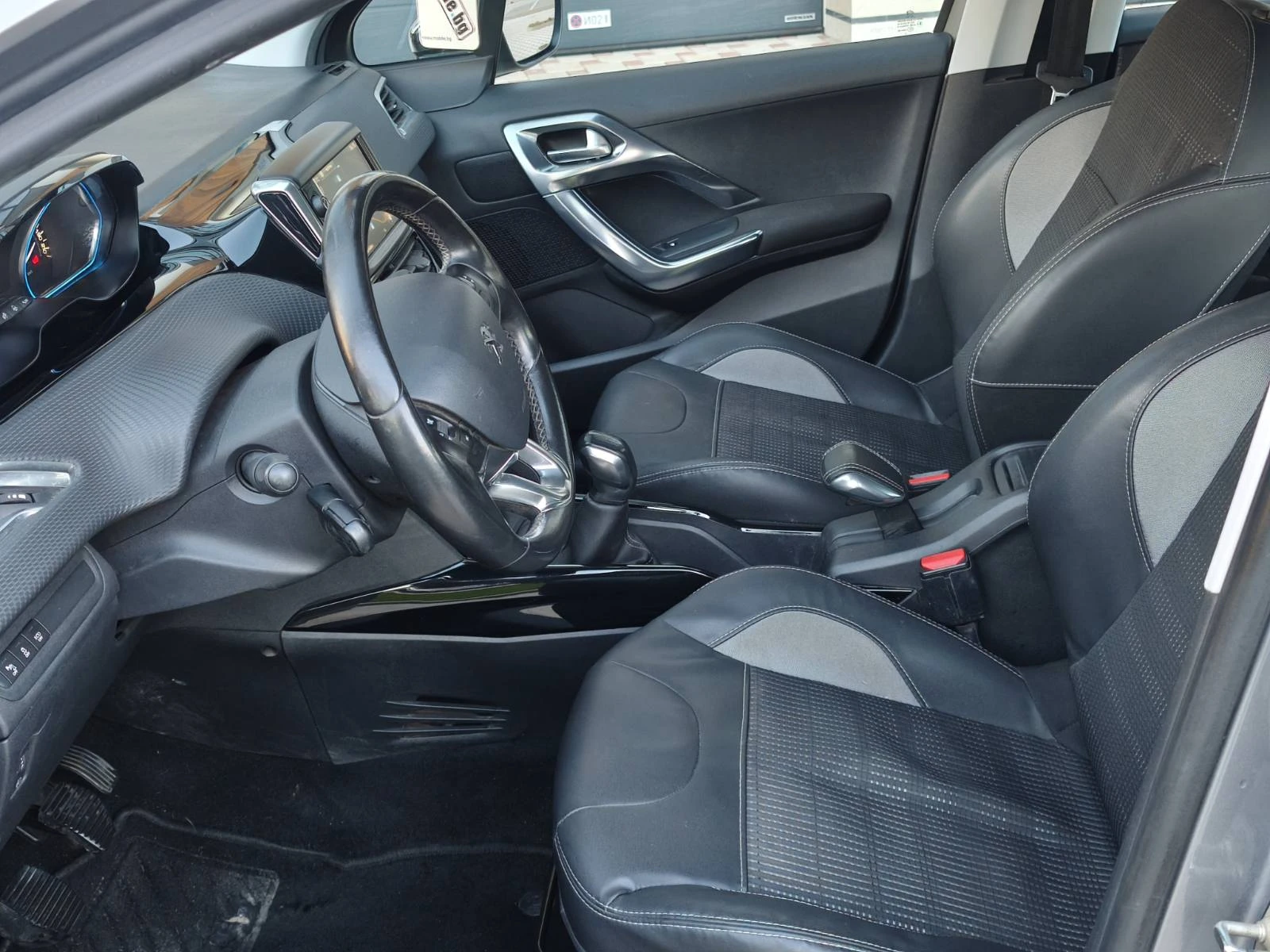 Peugeot 2008 1.2 PureTech Allure EURO 6 | Mobile.bg   4