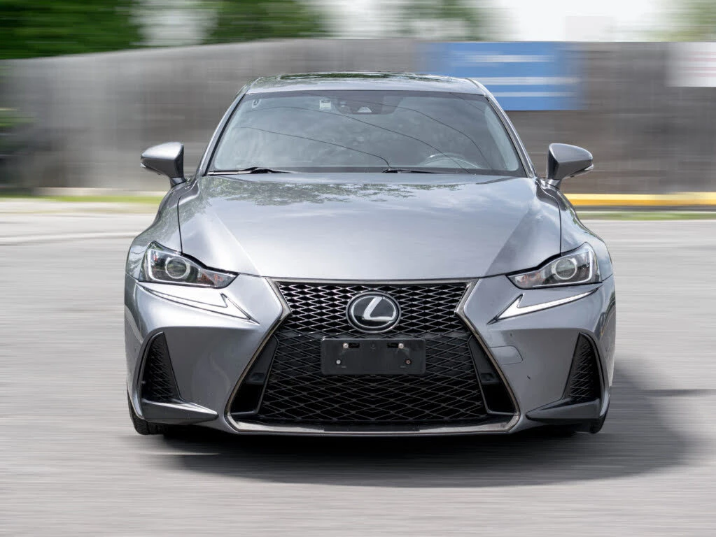 Lexus IS 300 AWD* АвтоКредит* (ЦЕНА ДО БГ) - изображение 2