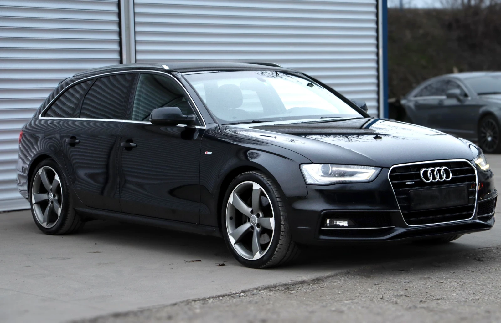 Audi A4 3.0TDI3xSlineB&O4x4, снимка 2 - Автомобили и джипове - 53902746