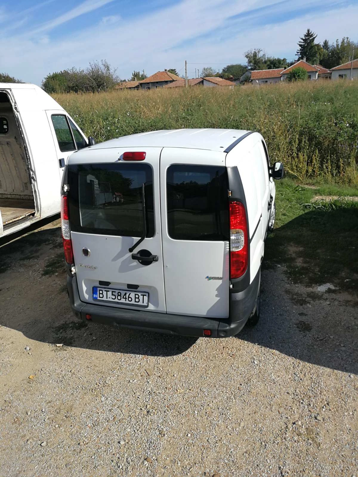 Fiat Doblo 1.6 бензин/метан, снимка 3 - Автомобили и джипове - 54084366