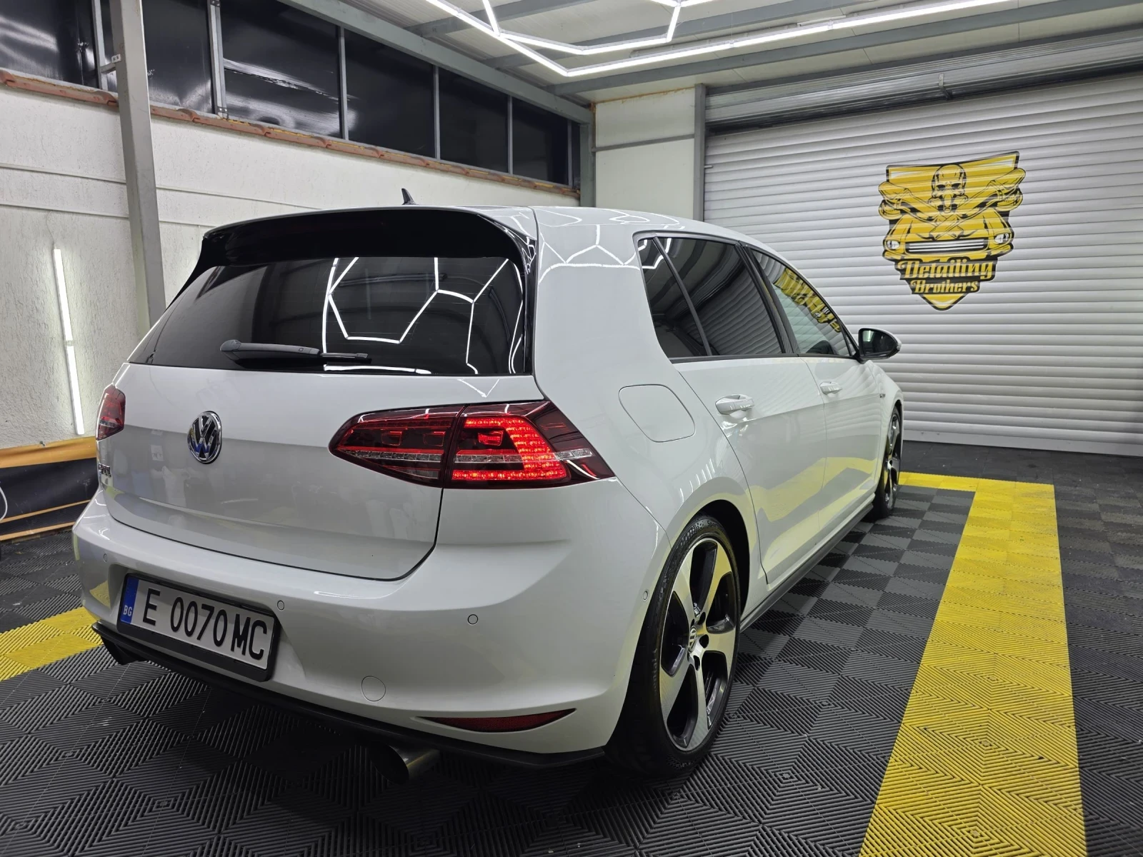 VW Golf GTI Performance , снимка 4 - Автомобили и джипове - 54393480