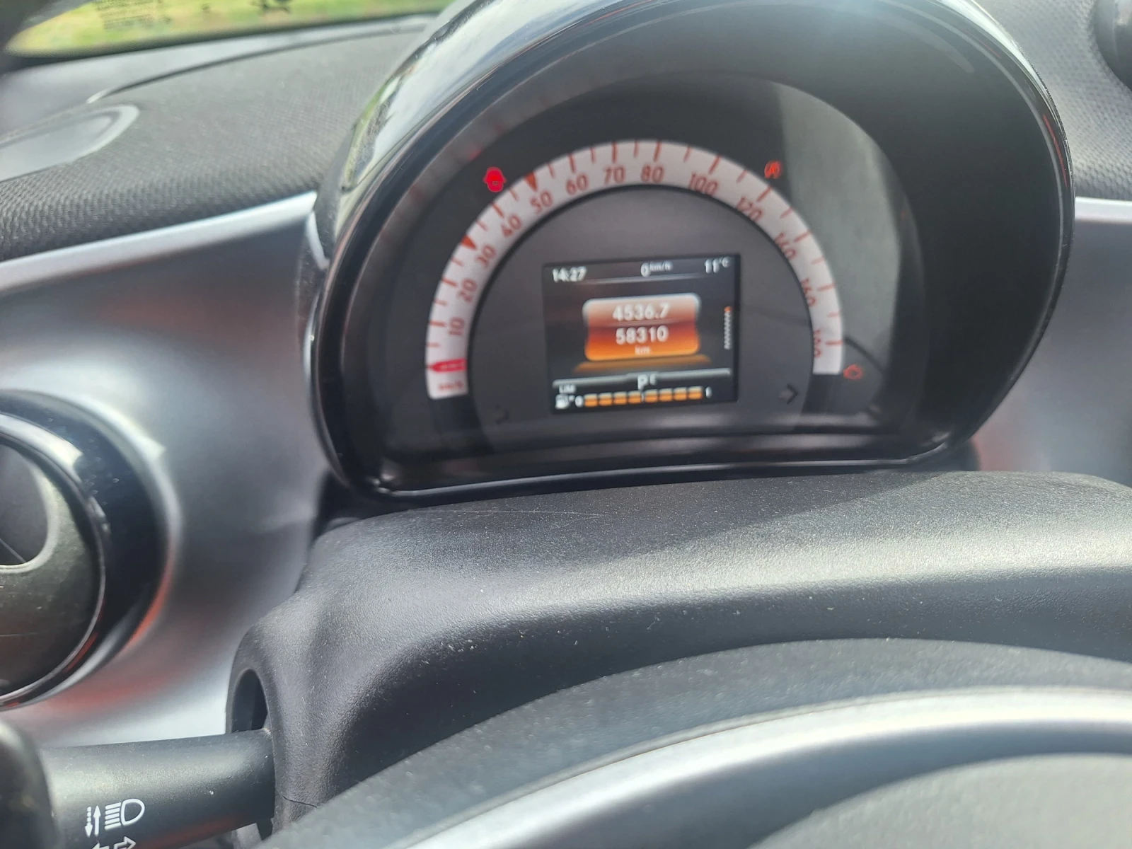 Smart Forfour, снимка 7 - Автомобили и джипове - 54528768
