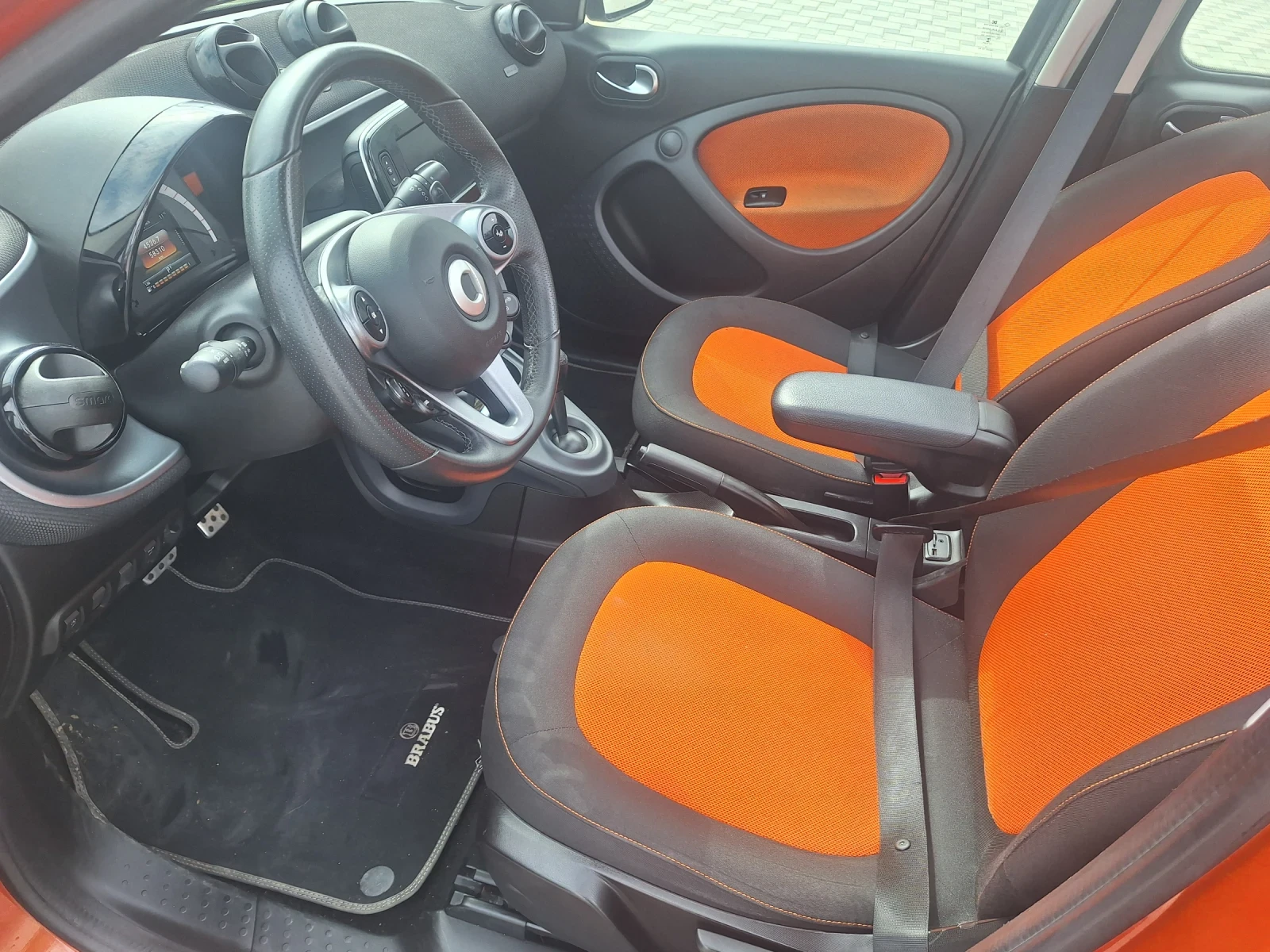 Smart Forfour, снимка 8 - Автомобили и джипове - 54528768