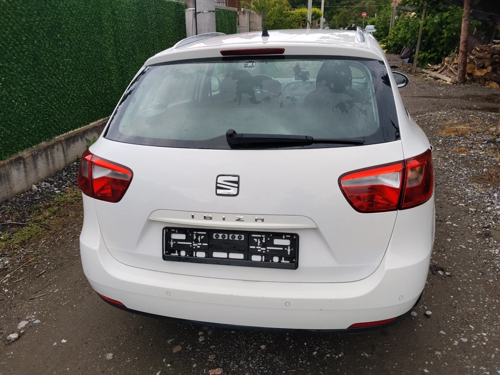 Seat Ibiza, снимка 4 - Автомобили и джипове - 54646845