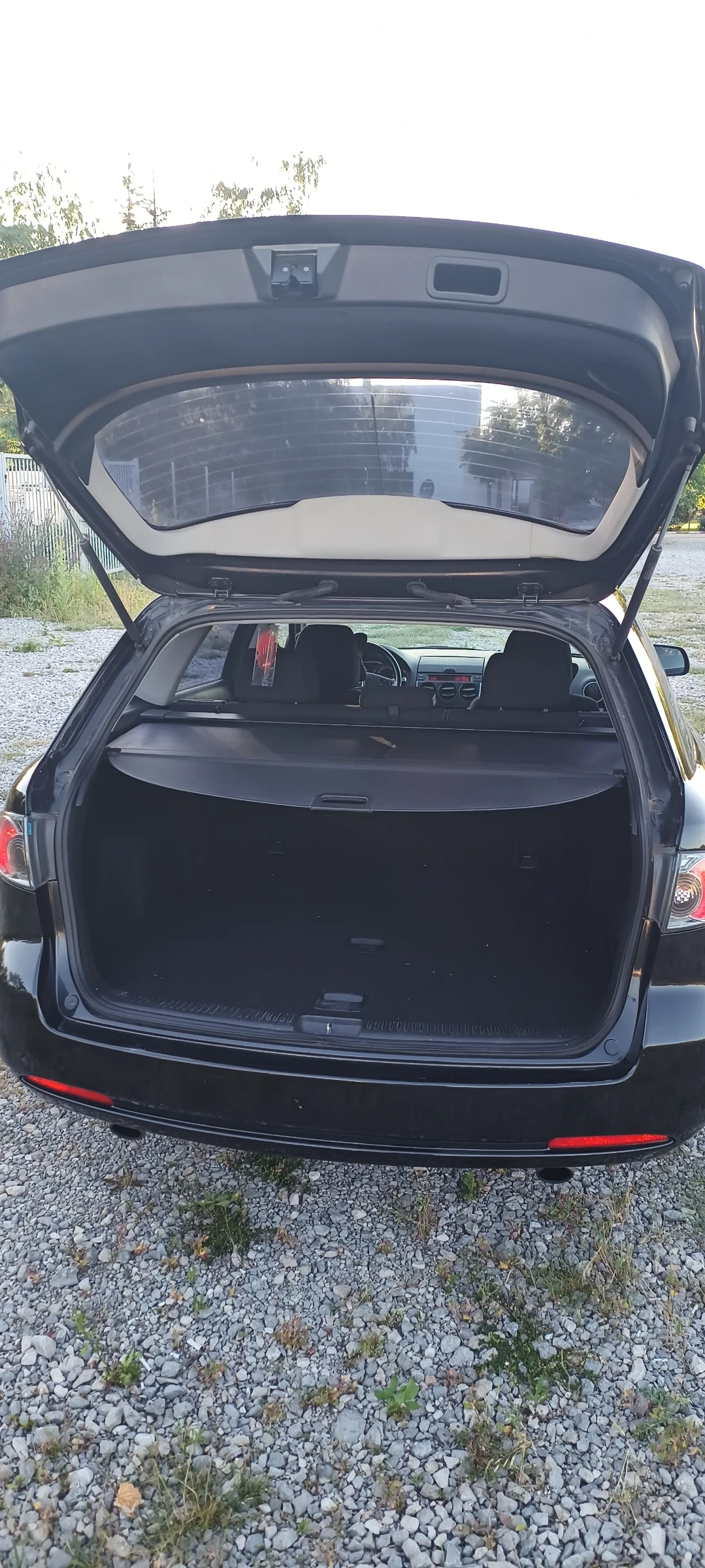 Mazda 6 2.0 бензин 147к.с. фейслифт, снимка 6 - Автомобили и джипове - 54940152