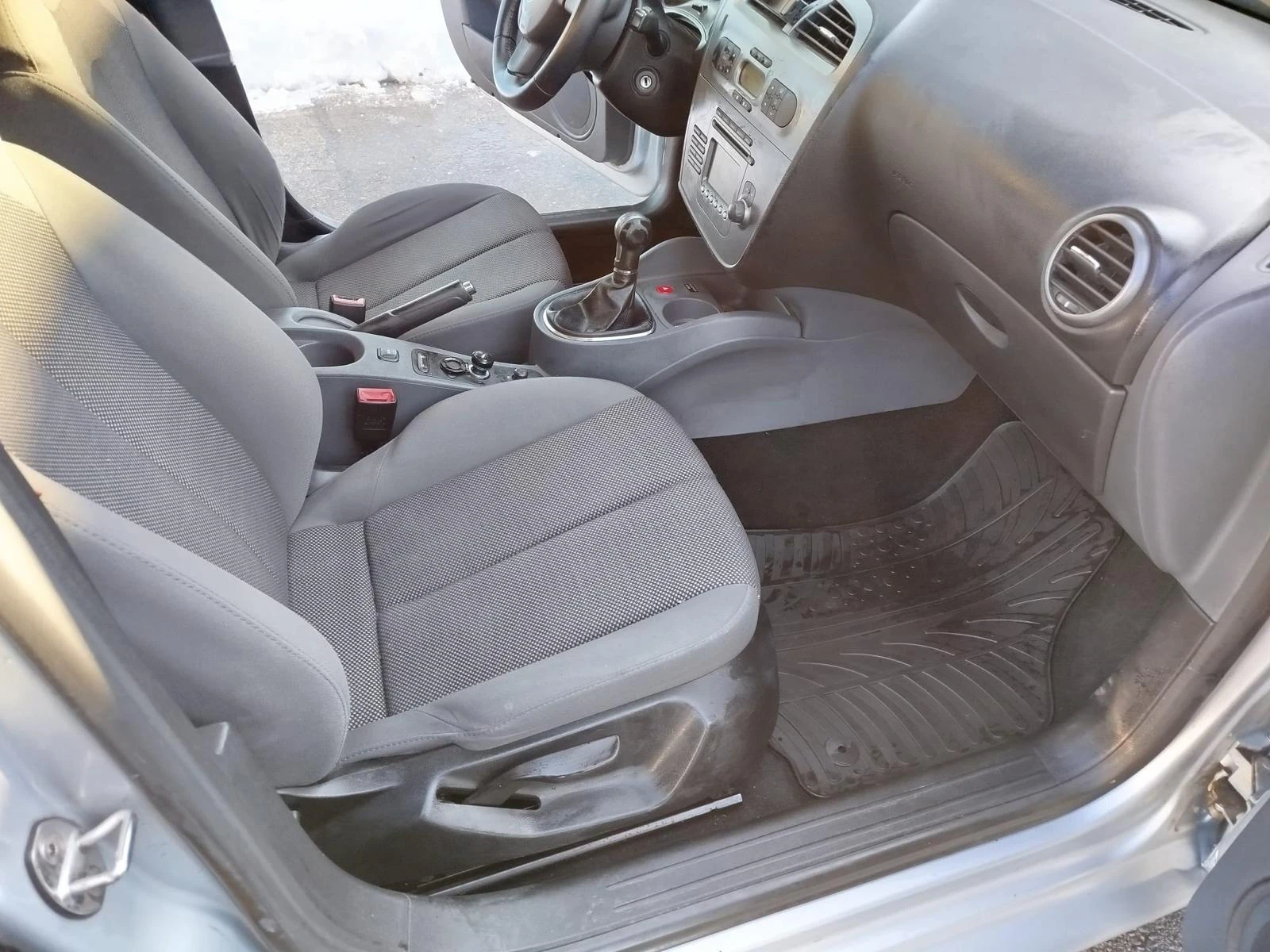 Seat Leon, снимка 13 - Автомобили и джипове - 55166965