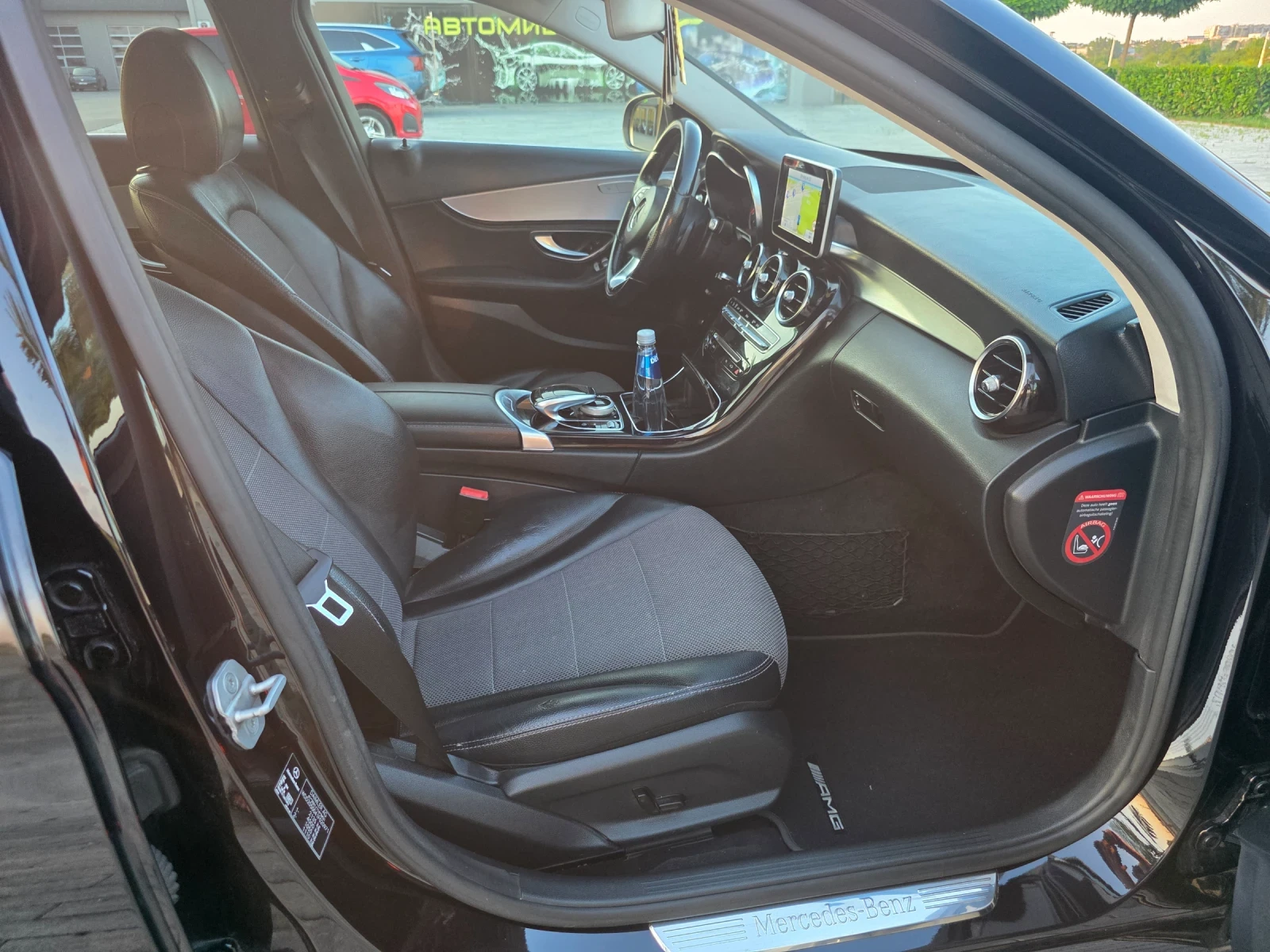 Mercedes-Benz C 220 Amg line, снимка 5 - Автомобили и джипове - 55183661