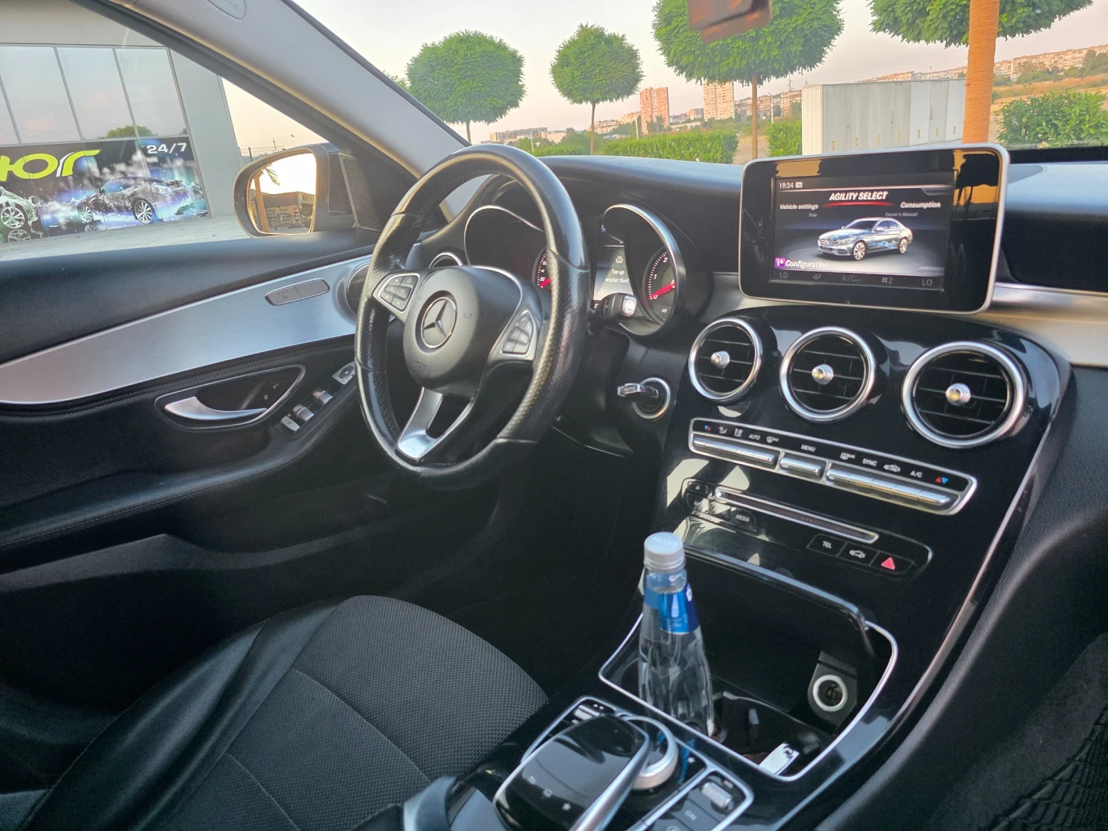 Mercedes-Benz C 220 Amg line, снимка 16 - Автомобили и джипове - 55183661
