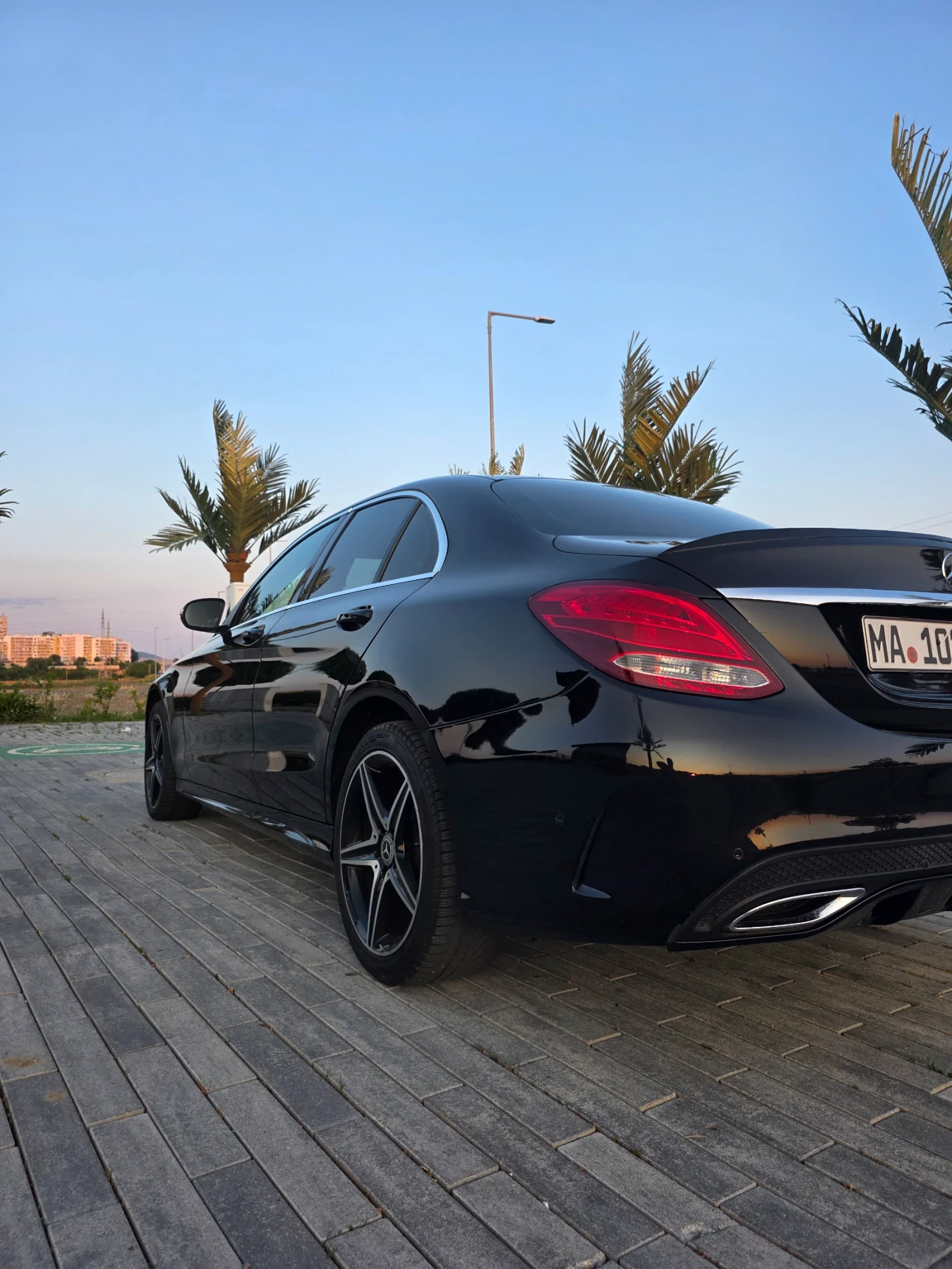 Mercedes-Benz C 220 Amg line, снимка 12 - Автомобили и джипове - 55183661