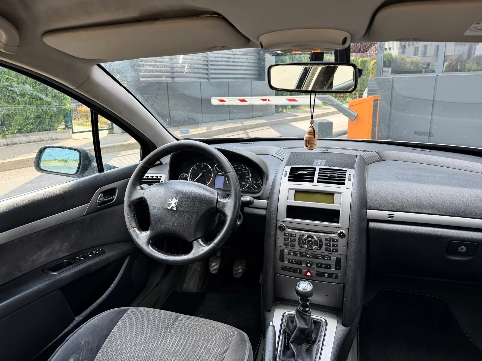 Peugeot 407 Перфектно състояние, снимка 8 - Автомобили и джипове - 55622676