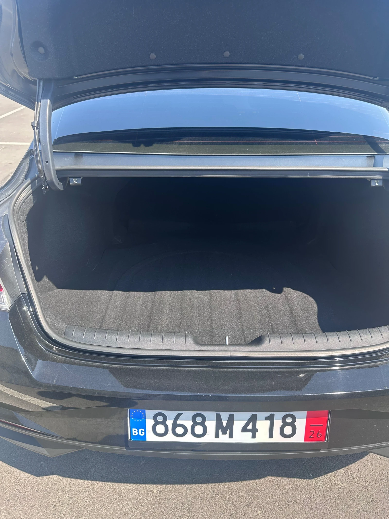 Hyundai Elantra CN7 2.0, снимка 8 - Автомобили и джипове - 55733332