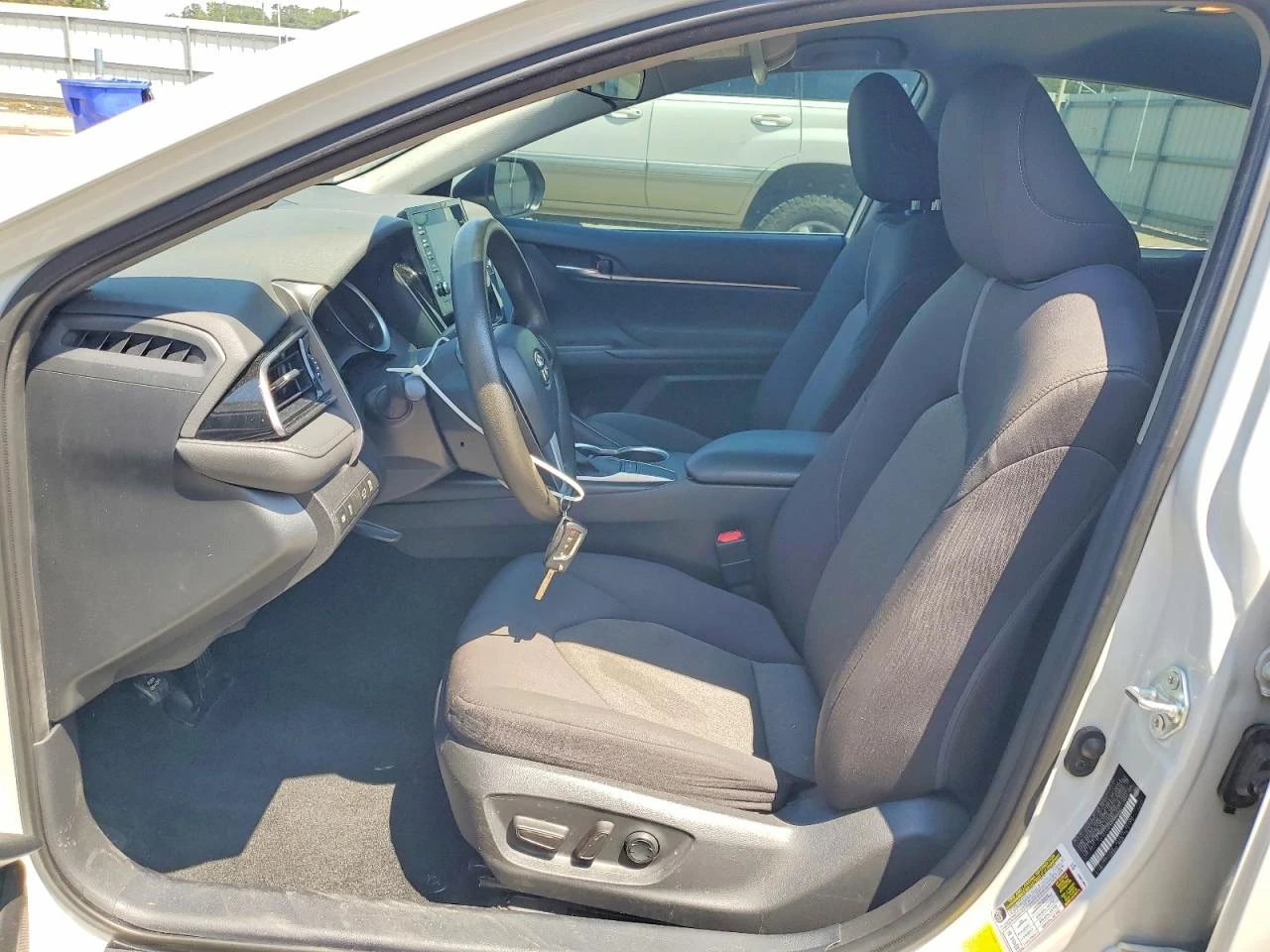 Toyota Camry 2.5l Le, снимка 7 - Автомобили и джипове - 56042074