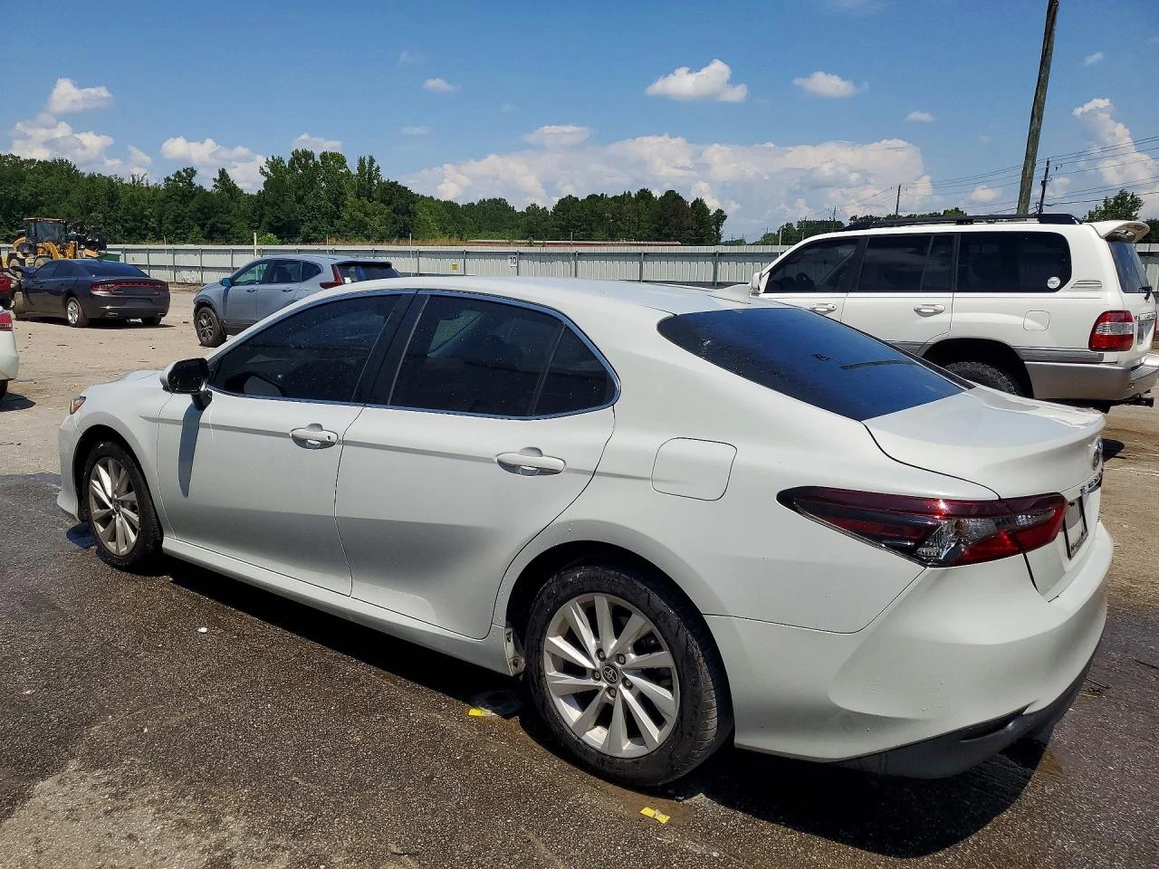 Toyota Camry 2.5l Le, снимка 2 - Автомобили и джипове - 56042074
