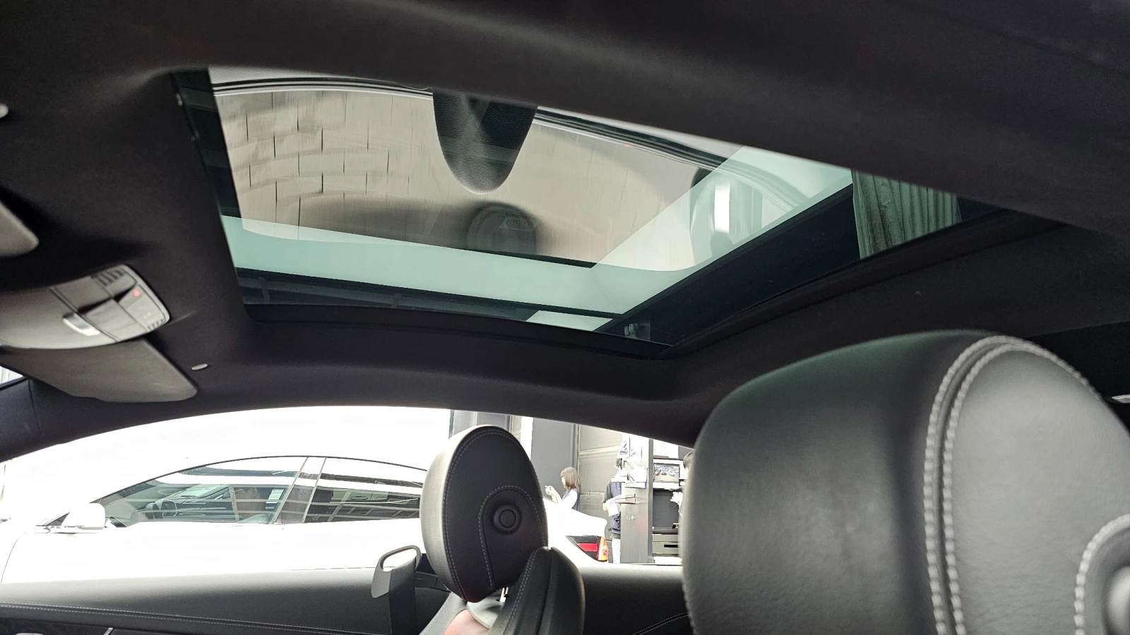 Mercedes-Benz E 220 2.0 Coupe, снимка 14 - Автомобили и джипове - 56118408