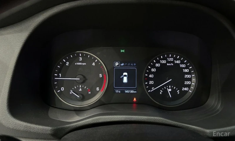 Hyundai Tucson, снимка 8 - Автомобили и джипове - 53437992