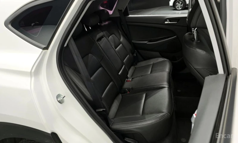 Hyundai Tucson, снимка 13 - Автомобили и джипове - 53437992