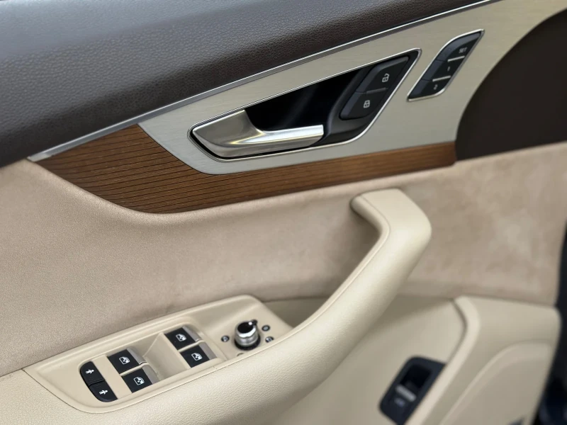 Audi SQ7 2018г* EXCLUSIVE* FULL MAX* 170.000KM* 6+ 1* , снимка 8 - Автомобили и джипове - 53486697