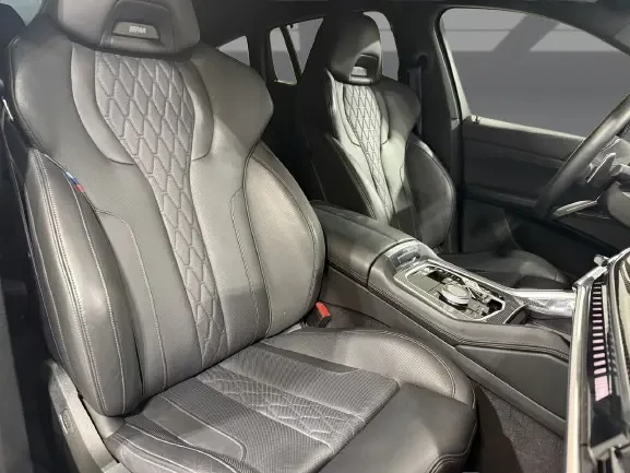 BMW X6 M60i xDrive = M-Sport Pro = Гаранция, снимка 8 - Автомобили и джипове - 53890033