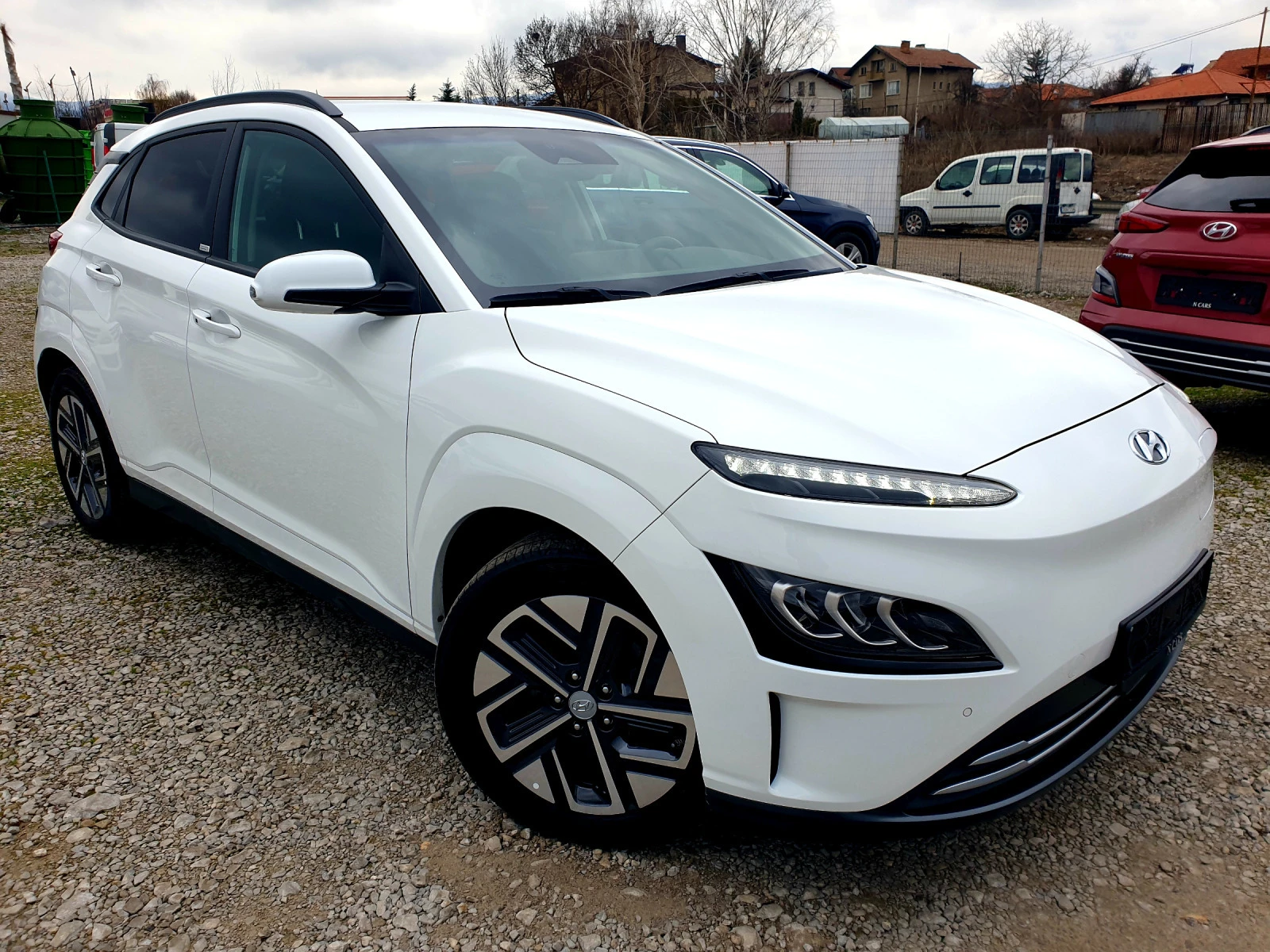 Hyundai Kona 38778 км / 64 kWh / В ГАРАНЦИЯ  - изображение 3