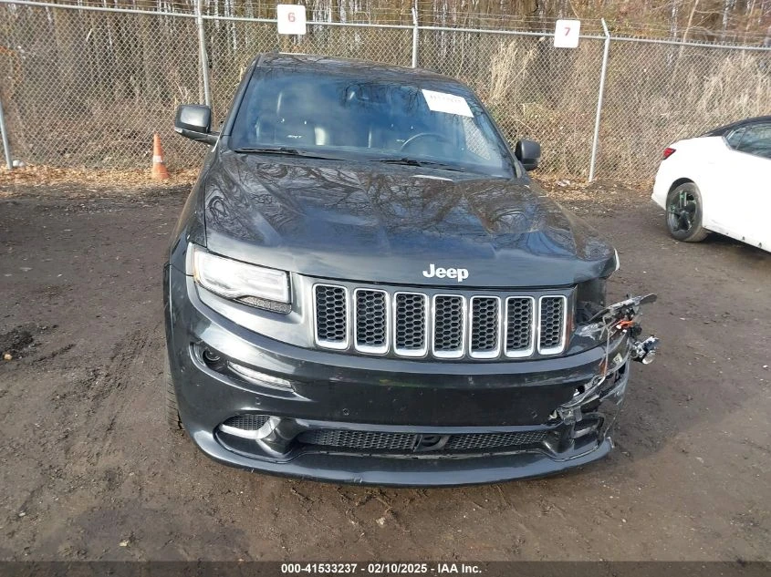 Jeep Grand cherokee 6.4L V-8 , 470HP 4X4 Drive - изображение 4