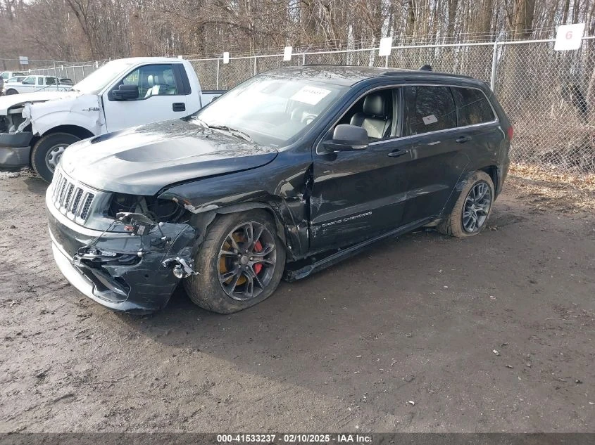 Jeep Grand cherokee 6.4L V-8 , 470HP 4X4 Drive - изображение 2