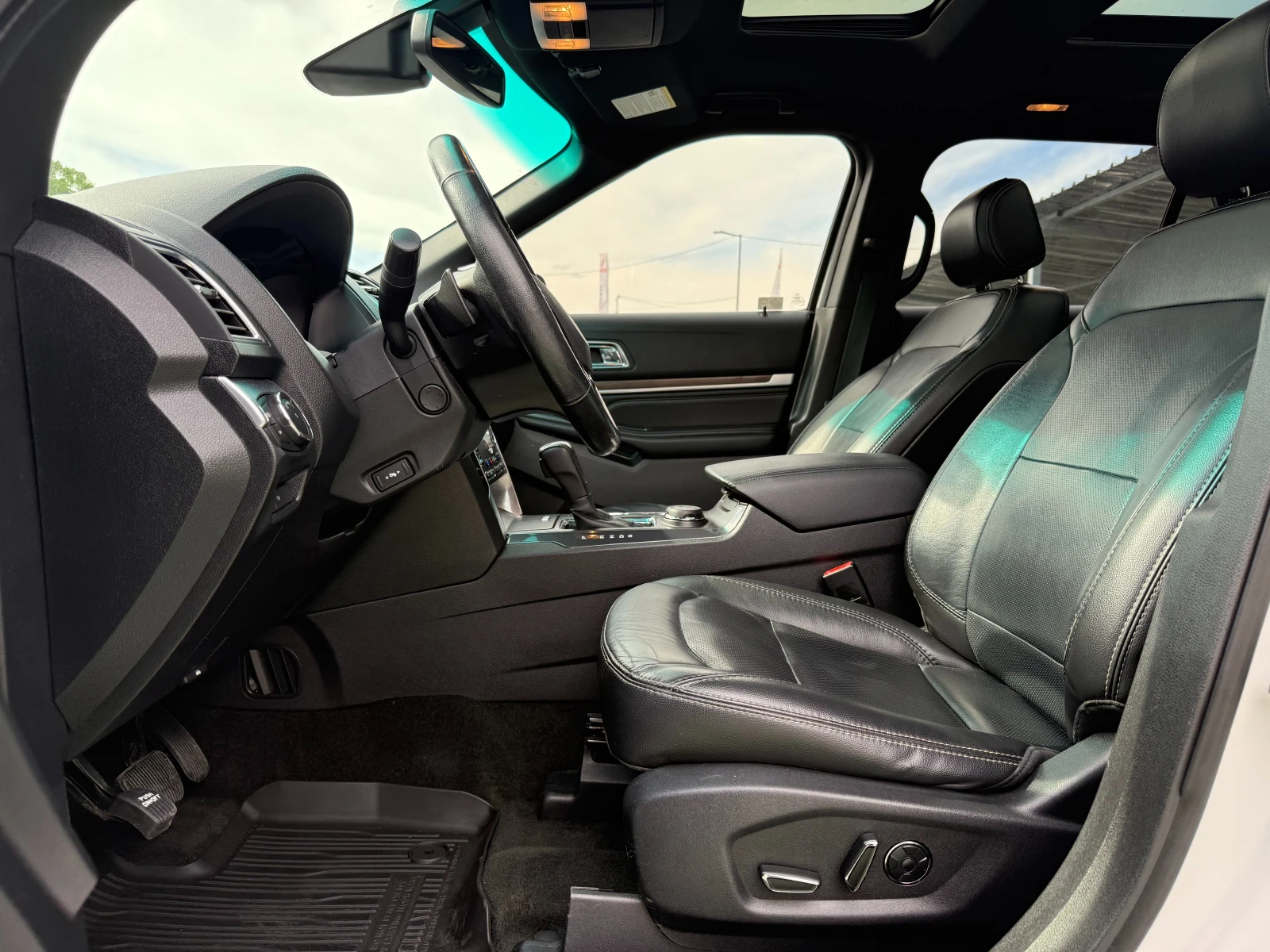 Ford Explorer LIMITED 4WD, 3.5 V6 - изображение 7
