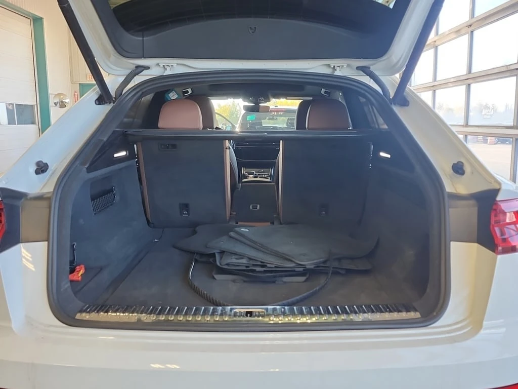 Audi Q8 * TECHNIK * CARFAX *    | Mobile.bg   11