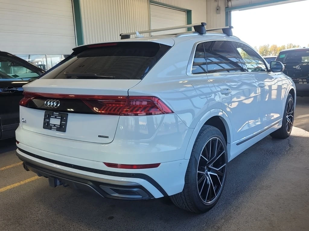 Audi Q8 * TECHNIK * CARFAX * БЕЗ ПЪРВОНАЧАЛНА ВНОСКА - изображение 3