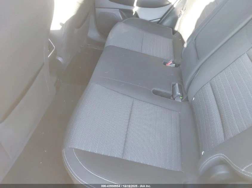 Kia Sportage 2.4L I-4 DI, DOHC, VVT, 181HP Front Wheel Drive | Mobile.bg � ����������� 12