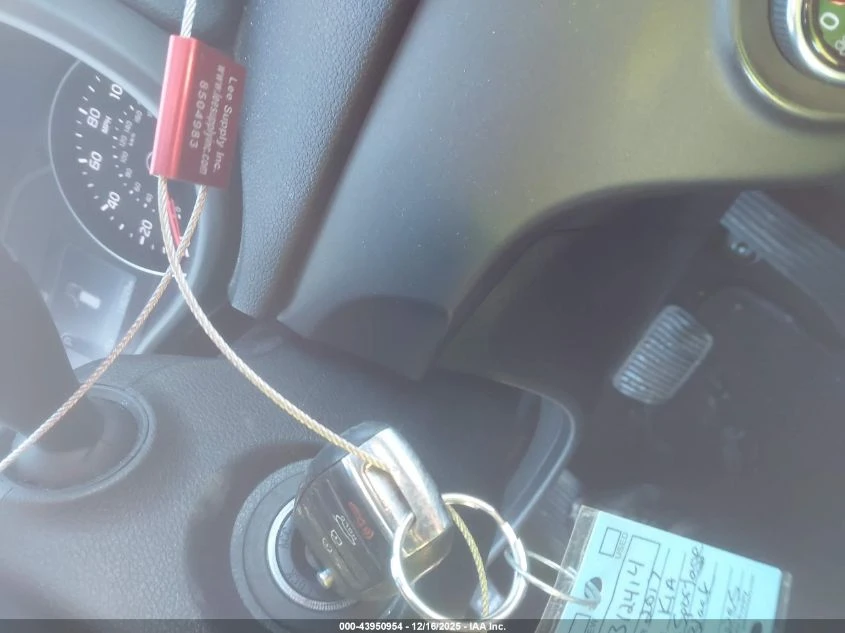 Kia Sportage 2.4L I-4 DI, DOHC, VVT, 181HP Front Wheel Drive | Mobile.bg � ����������� 3