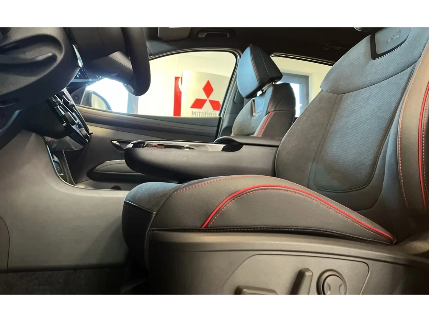 Hyundai Tucson НОВ!/HEV/239HP/N-LINE/ИЗБОР ЦВЯТ/KRELL/360/252h, снимка 9 - Автомобили и джипове - 54825476
