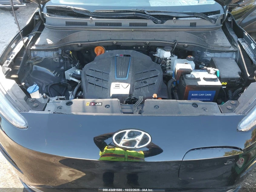 Hyundai Kona Electric Se, снимка 10 - Автомобили и джипове - 55744613