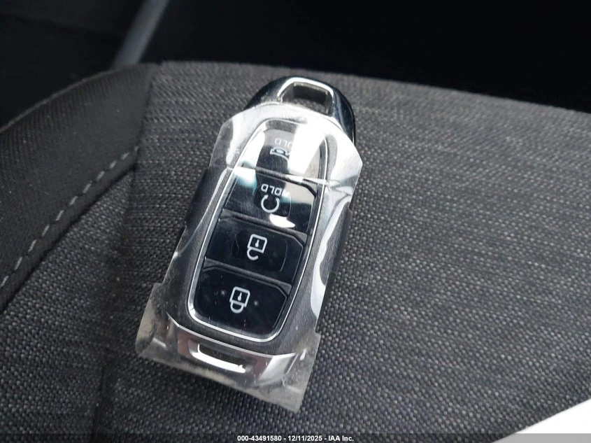 Hyundai Kona Electric Se, снимка 11 - Автомобили и джипове - 55744613