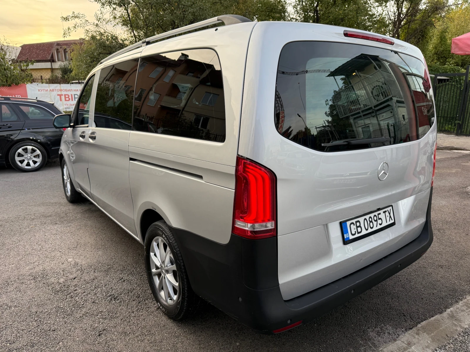 Mercedes-Benz Vito 119 CDI(190 кс)Automatic/Full Led/Tourer Long/EU6B - изображение 7