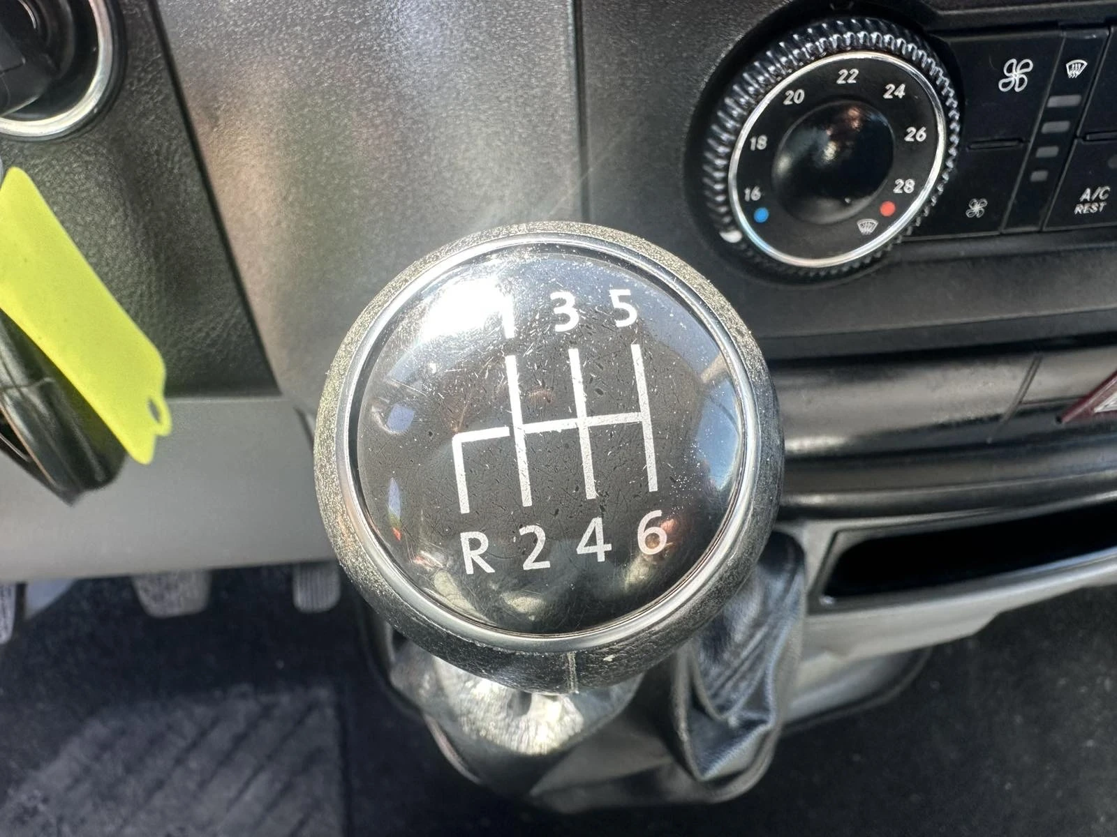VW Crafter, снимка 13 - Бусове и автобуси - 54555922