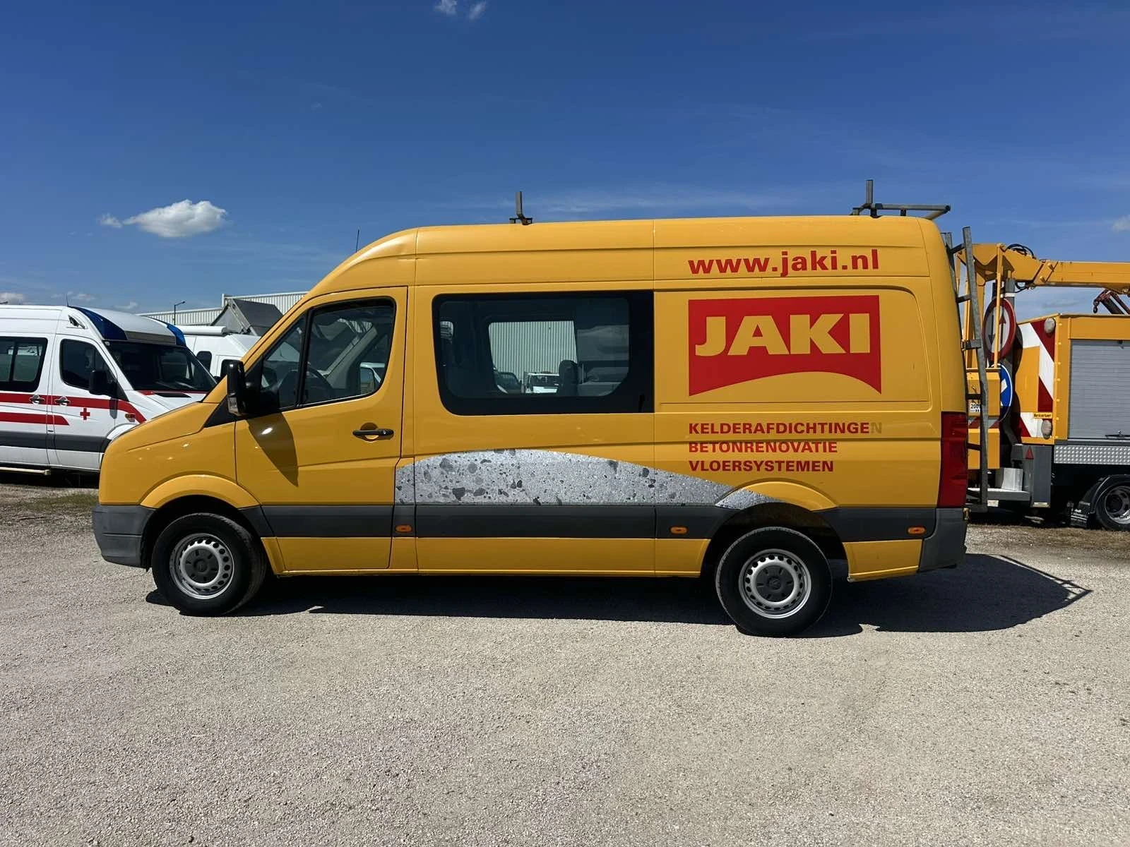 VW Crafter, снимка 7 - Бусове и автобуси - 54555922