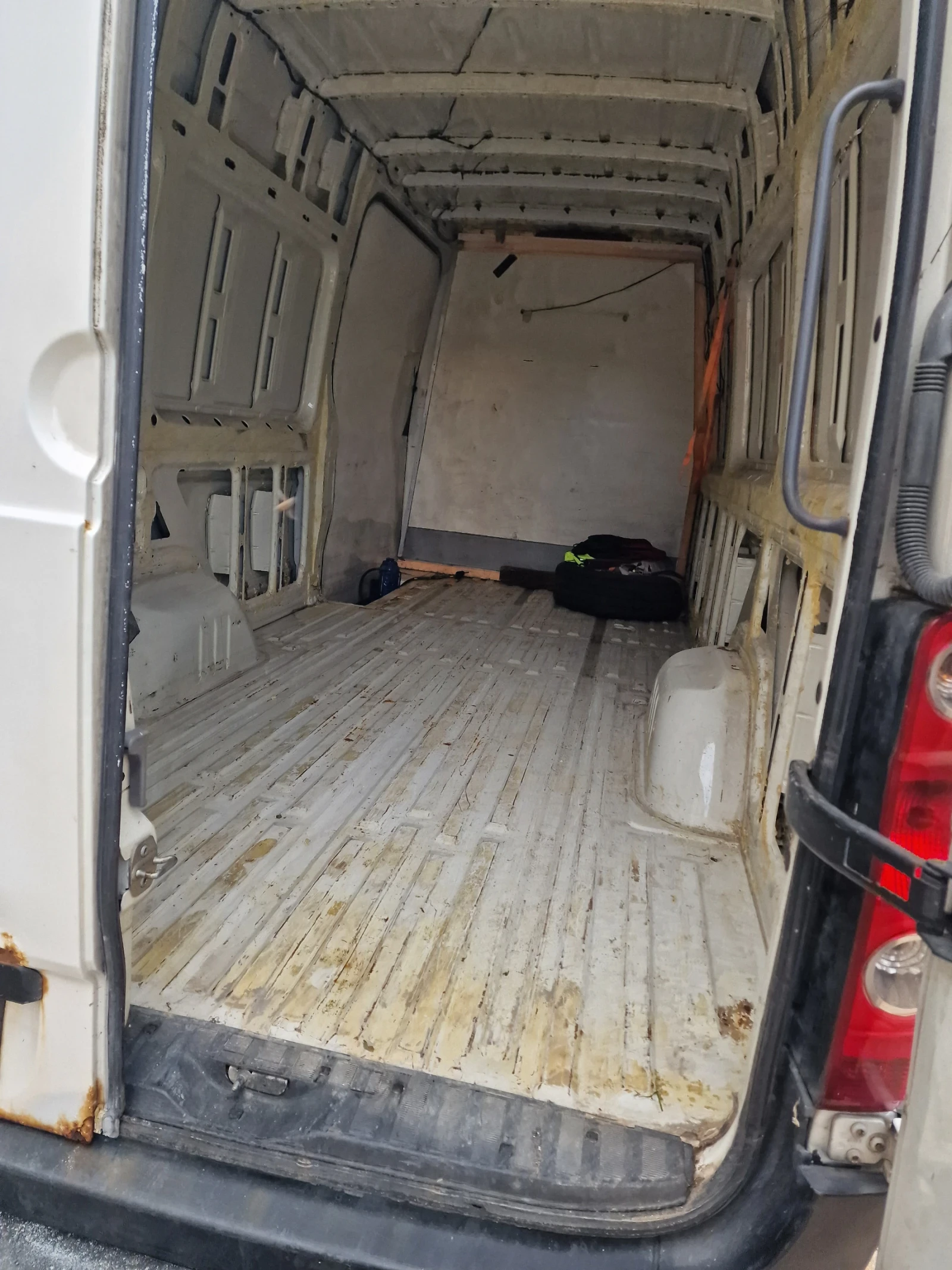 VW Crafter, снимка 8 - Бусове и автобуси - 55565640