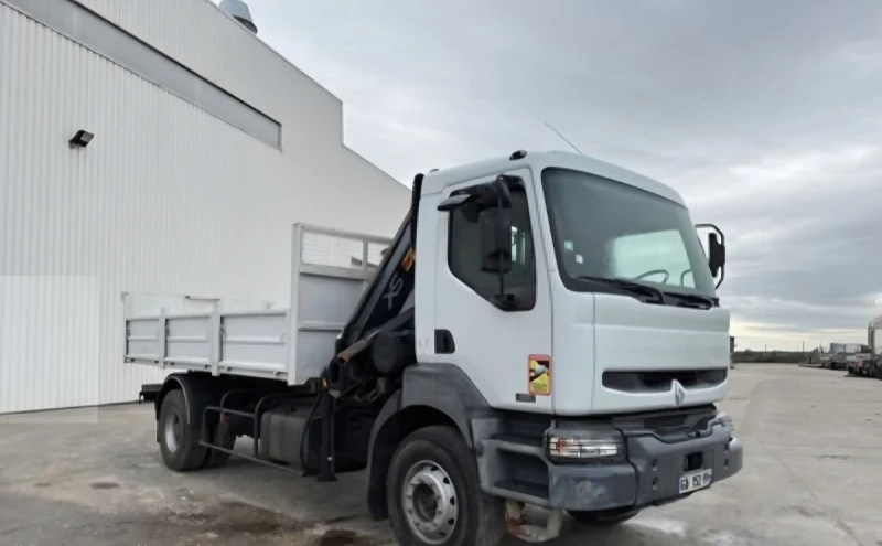 Renault Kerax Самосвал с кран хиаб 144BS-2, снимка 3 - Камиони - 51825280