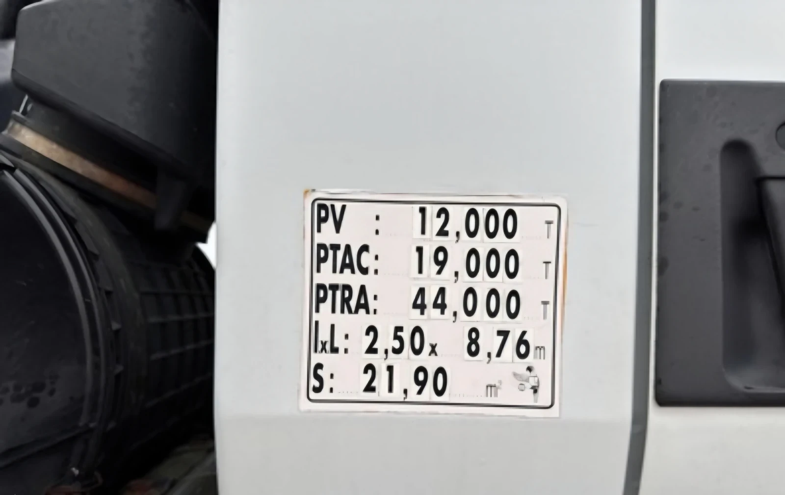 Renault Kerax     144BS-2 | Mobile.bg   16