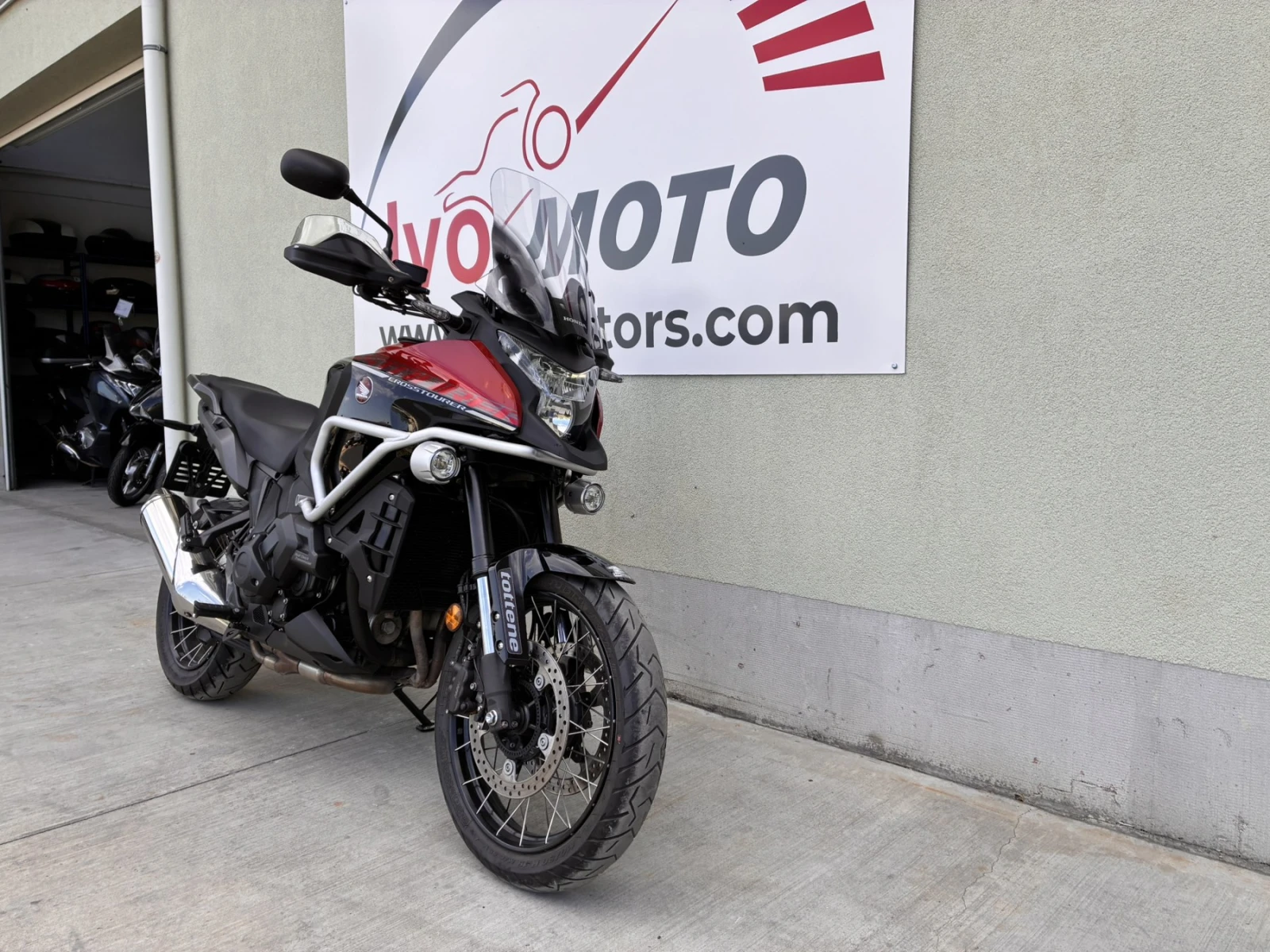 Honda Vfr 1200 Crosstourer-ABS!, снимка 3 - Мотоциклети и мототехника - 56441339