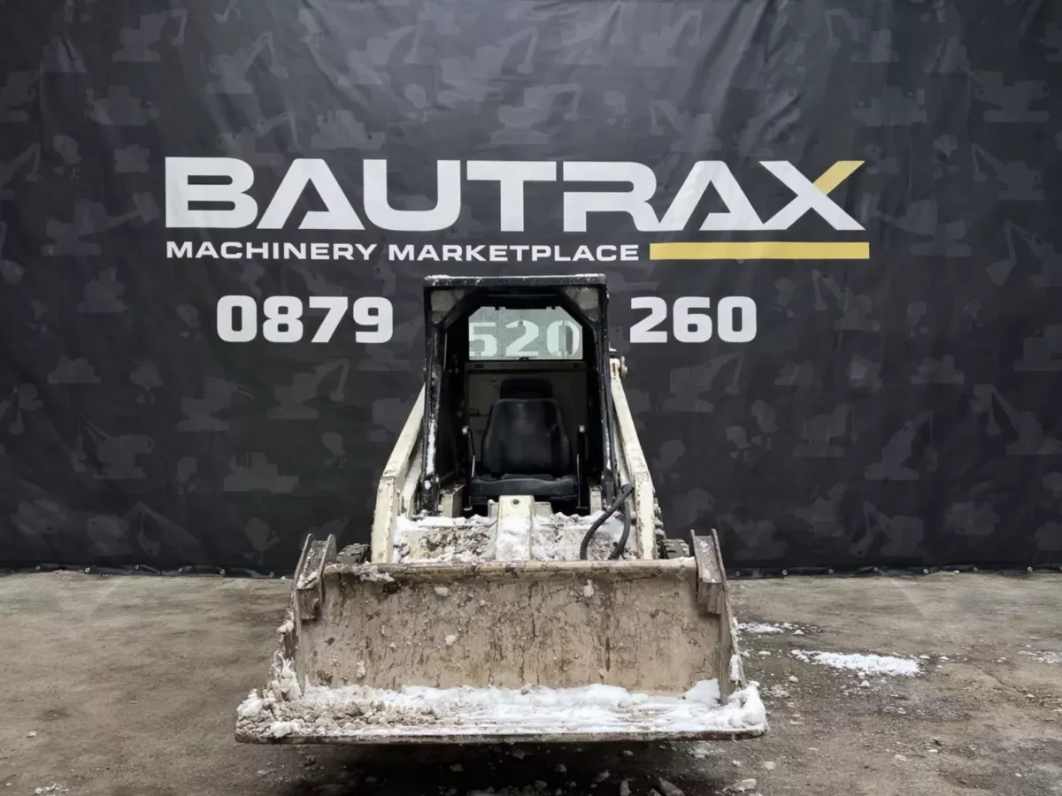Мини челни товарачи Bobcat S130, снимка 4 - Индустриална техника - 56375000