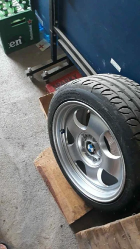        225/45R17  BMW 316