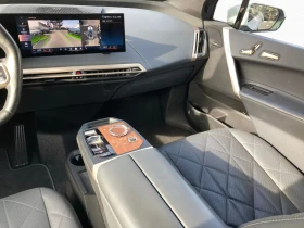 BMW iX НОВ/xDrive40/326HP/SPORT/360/HUD/MEMO/H&K/AHK/230q, снимка 10