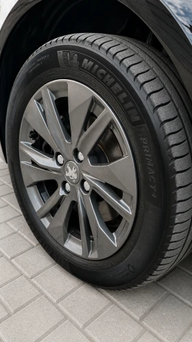 Peugeot 208 * ЛИЗИНГ* 50kwh* 136 к.с.* FULL* SPORT* , снимка 6