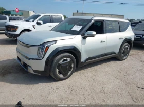 Kia EV9 Land, снимка 2