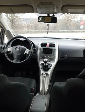 Toyota Auris, снимка 10